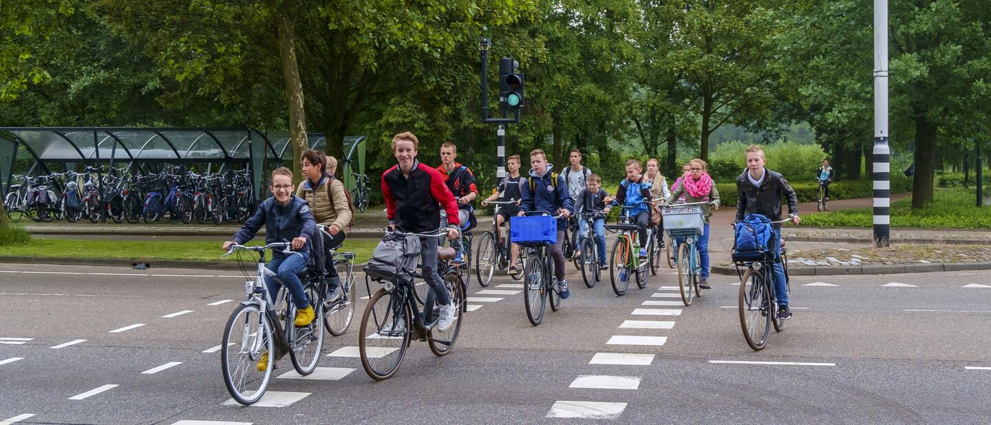 school kinderen fietsen